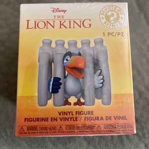 The Lion King (Zazu) Hot Topic Exclusive mini vinyl figure.